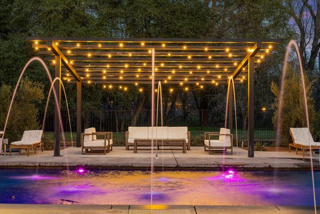 5331 Barton Rd, Loomis, CA 95650