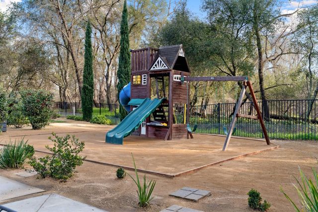 5331 Barton Rd, Loomis, CA 95650