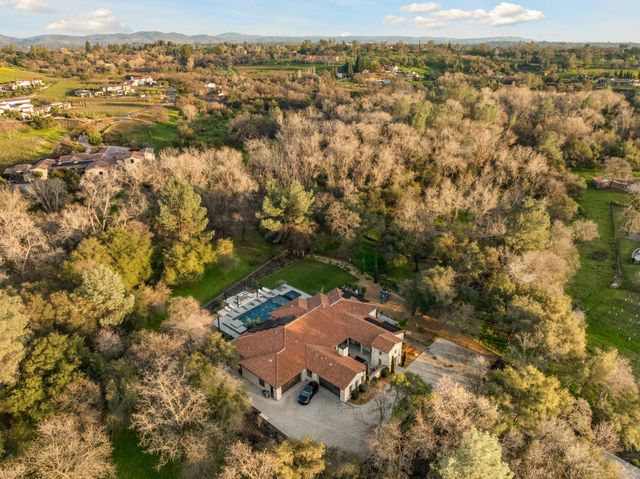 5331 Barton Rd, Loomis, CA 95650