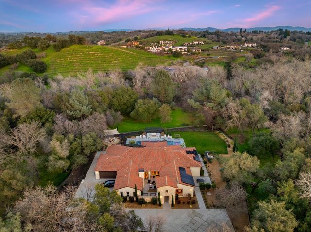 5331 Barton Rd, Loomis, CA 95650