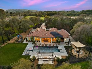 5331 Barton Rd, Loomis, CA 95650