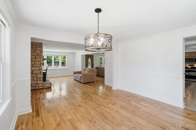 3214 Middleboro Road, Washington Twp, OH 45152