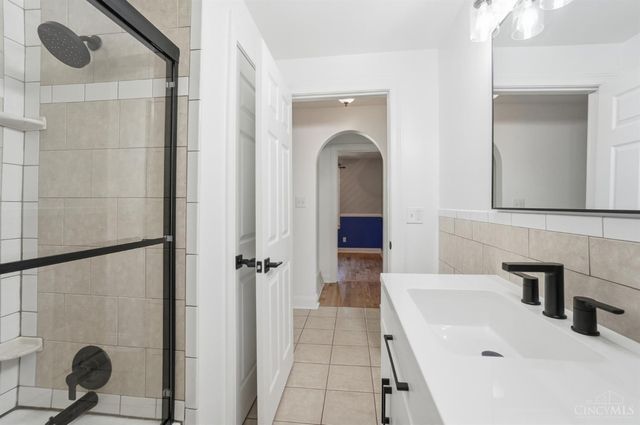 3214 Middleboro Road, Washington Twp, OH 45152
