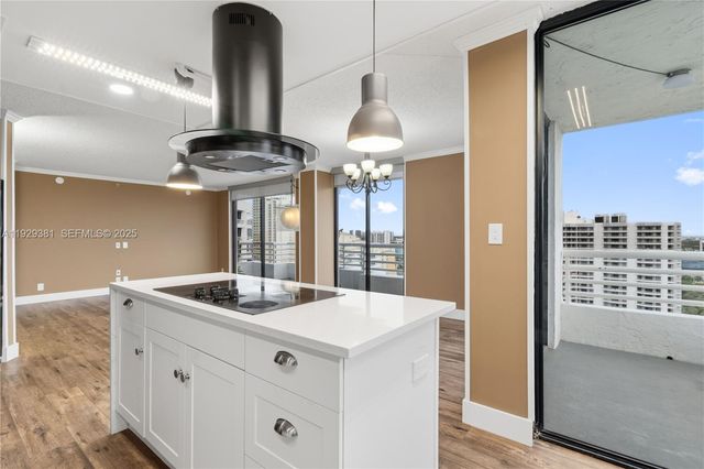 3300 NE 192nd St LP06, Aventura, FL 33180