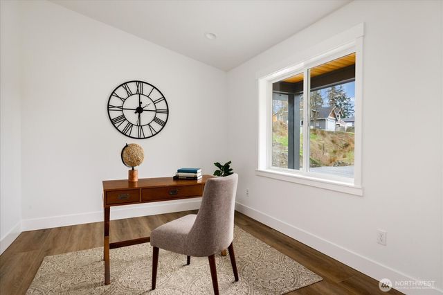 4817 Lawrence Avenue, Freeland, WA 98249