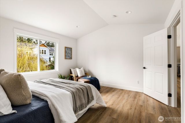 4817 Lawrence Avenue, Freeland, WA 98249