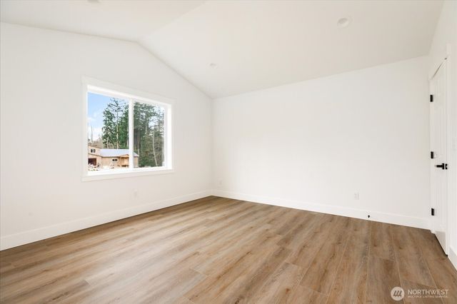 4817 Lawrence Avenue, Freeland, WA 98249