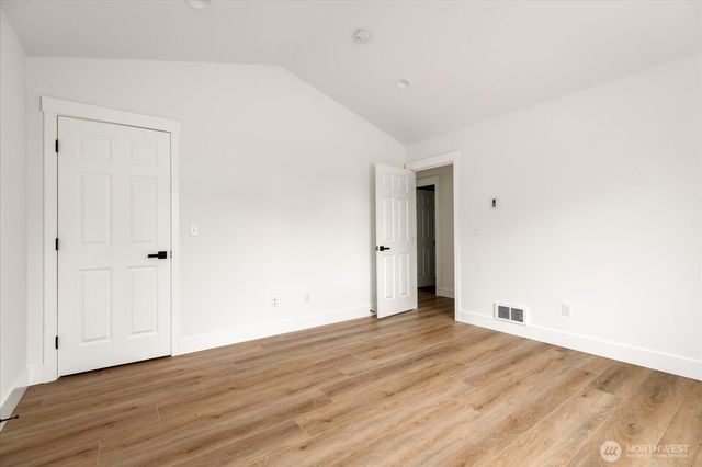 4817 Lawrence Avenue, Freeland, WA 98249