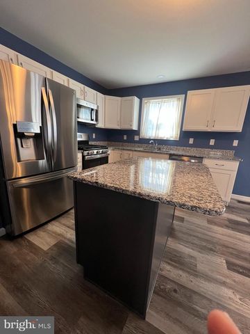 2317 BARTLETT RD, Harrisburg, PA 17110