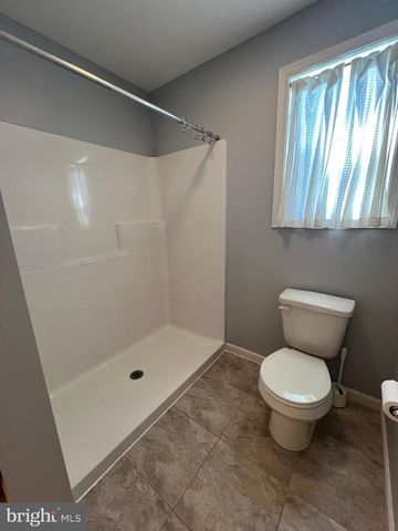 2317 BARTLETT RD, Harrisburg, PA 17110