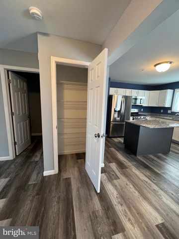 2317 BARTLETT RD, Harrisburg, PA 17110