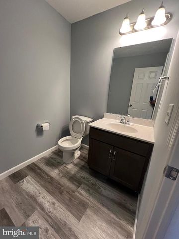 2317 BARTLETT RD, Harrisburg, PA 17110