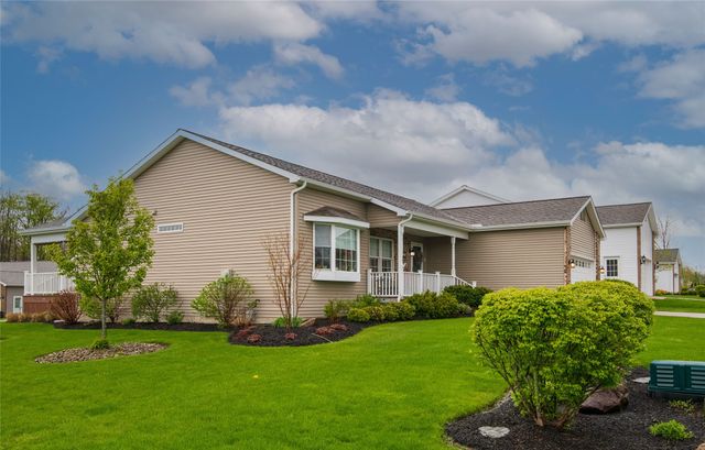 2570 SADDLEWOOD Drive 44, Waterford, PA 16441