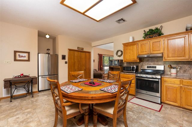 120 Craigen RD, Liberty Hill, TX 78642