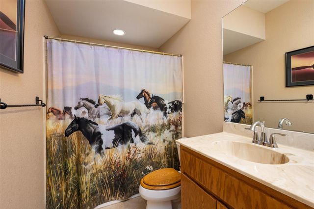 120 Craigen RD, Liberty Hill, TX 78642