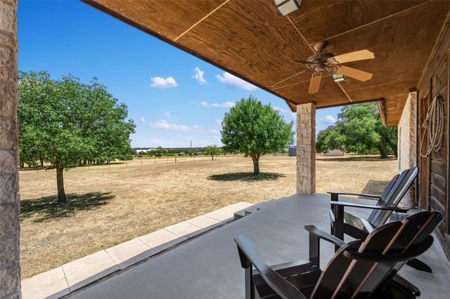 120 Craigen RD, Liberty Hill, TX 78642