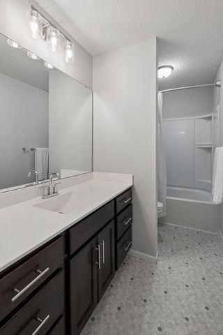 13938 Ashford Path, Rosemount, MN 55068