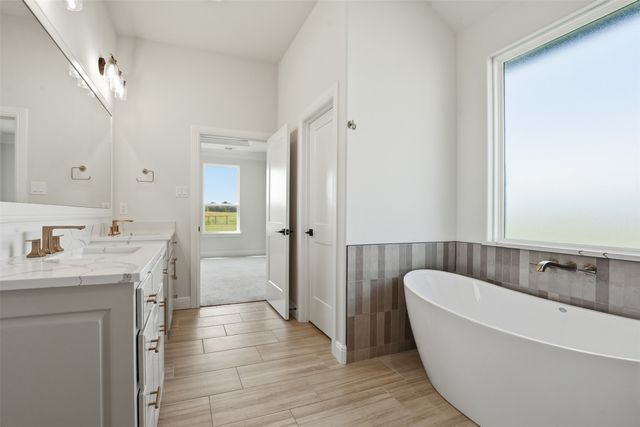 117 Eagle Court, Glen Rose, TX 76077