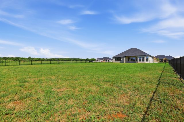 117 Eagle Court, Glen Rose, TX 76077