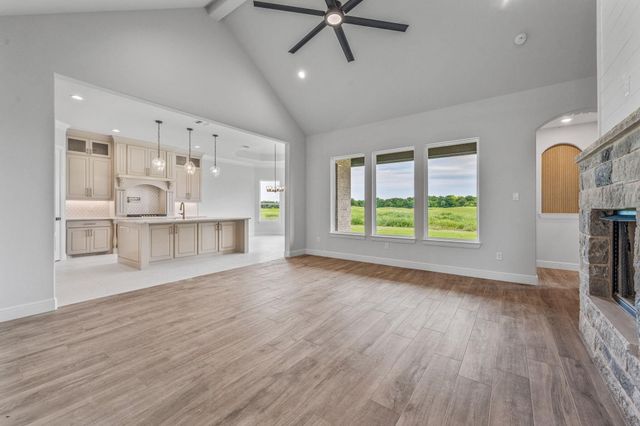 117 Eagle Court, Glen Rose, TX 76077
