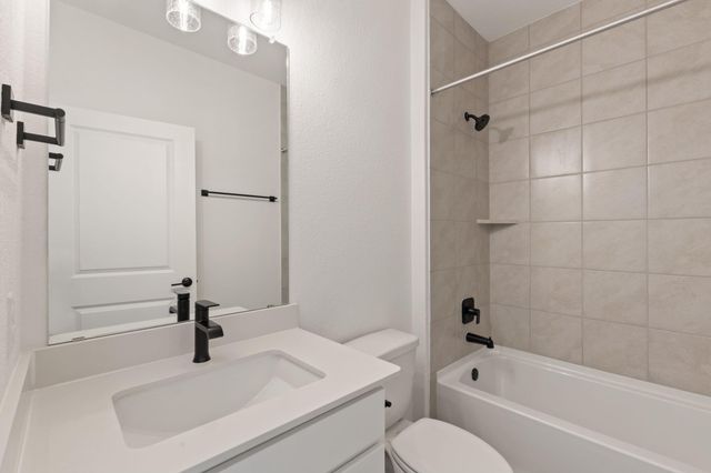 431 Basket Grass RD, San Marcos, TX 78666