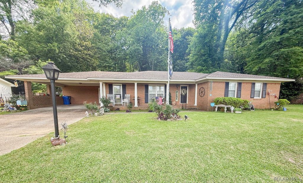 174 MAPLE Street, Prattville, AL 36067