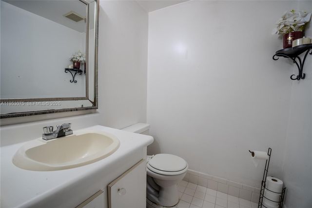 251 SW 134th Way 302M, Pembroke Pines, FL 33027