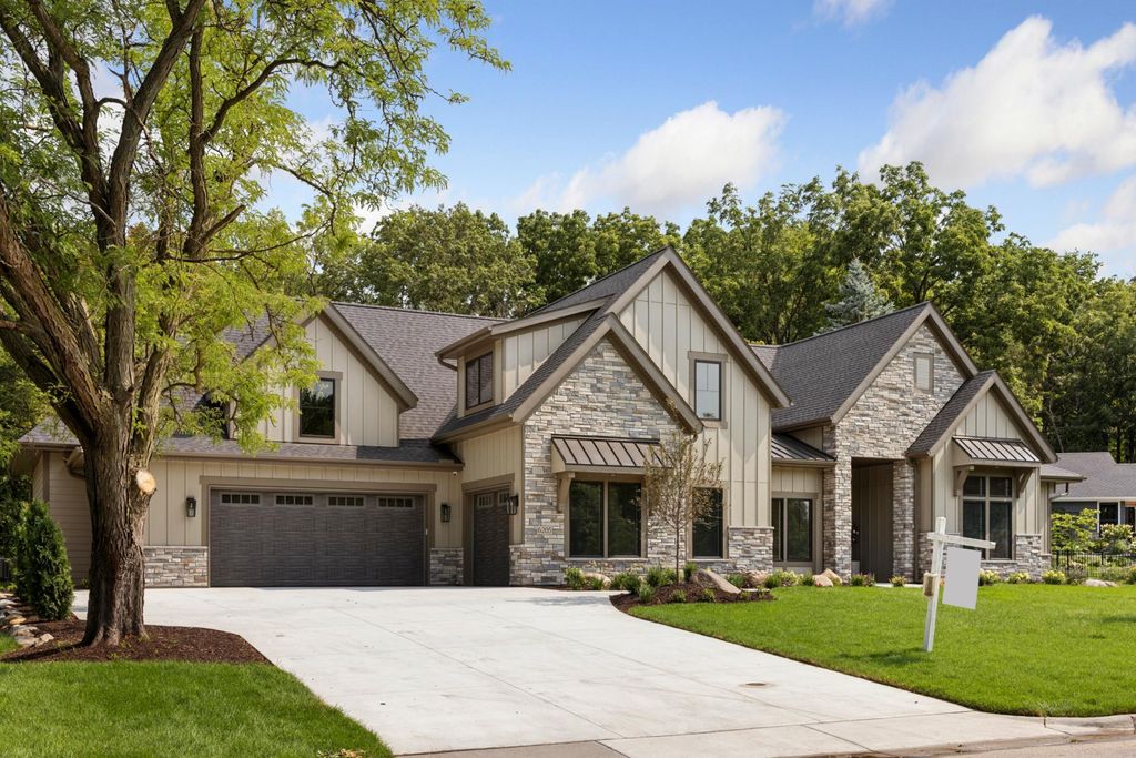 6205 Hillside Road, Edina, MN 55436 — photo 2