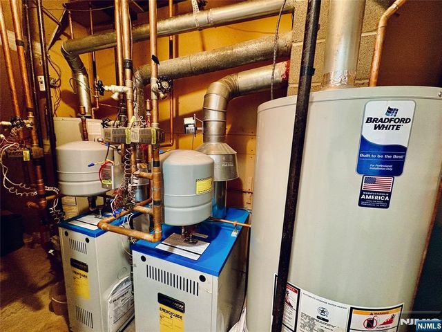 519 Broad Avenue, Palisades Park, NJ 07650