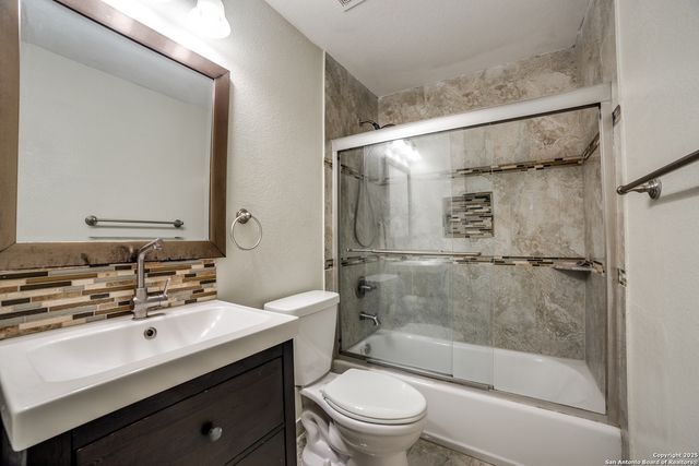 10026 COLLENBACK RUN, San Antonio, TX 78251