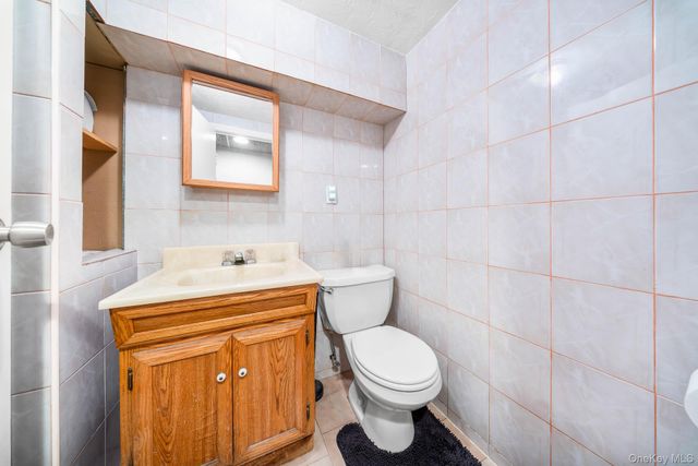 8318 164 Street, Jamaica Hills, NY 11432