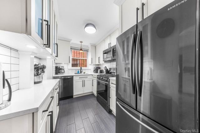 8318 164 Street, Jamaica Hills, NY 11432