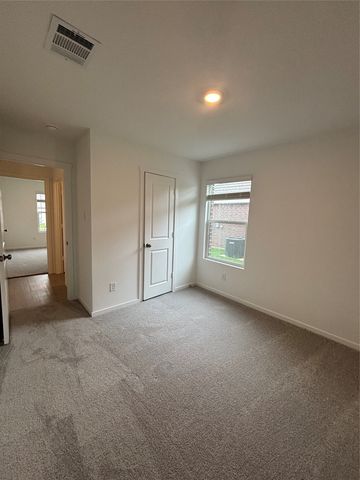 716 Haskell Drive, Aubrey, TX 76227