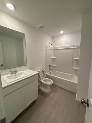 716 Haskell Drive, Aubrey, TX 76227