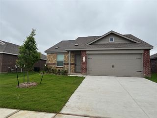 716 Haskell Drive, Aubrey, TX 76227