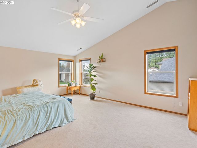 1623 Ne LEEWOOD Ave, Keizer, OR 97303