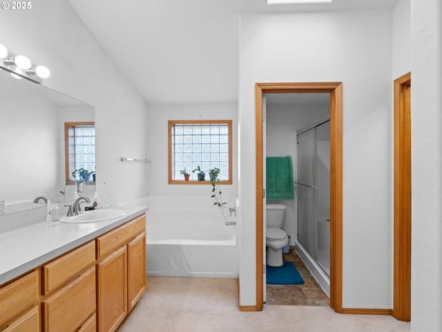 1623 Ne LEEWOOD Ave, Keizer, OR 97303