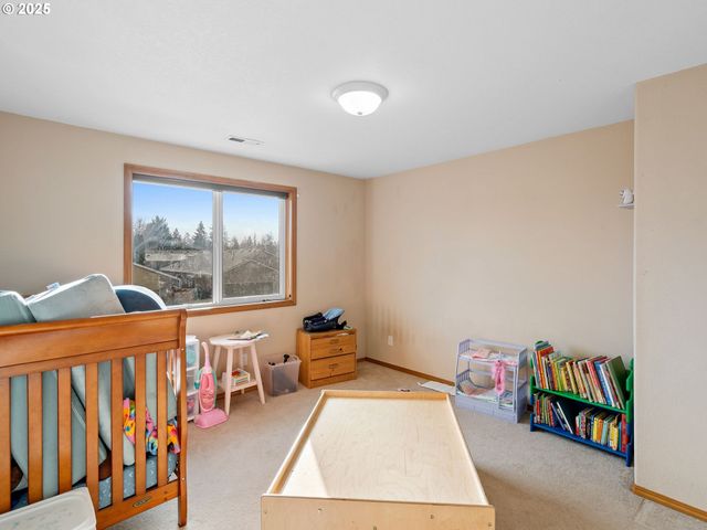 1623 Ne LEEWOOD Ave, Keizer, OR 97303