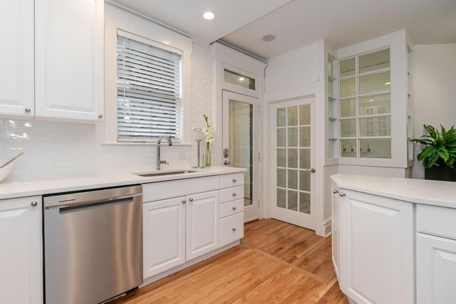 144 E Mithoff Street, Columbus, OH 43206