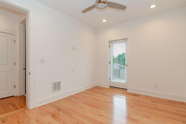 144 E Mithoff Street, Columbus, OH 43206