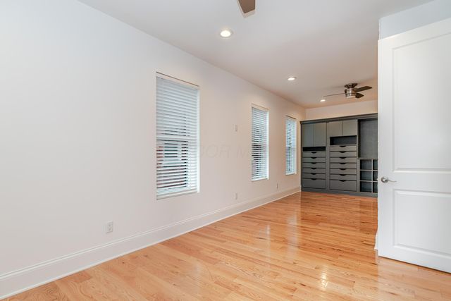 144 E Mithoff Street, Columbus, OH 43206