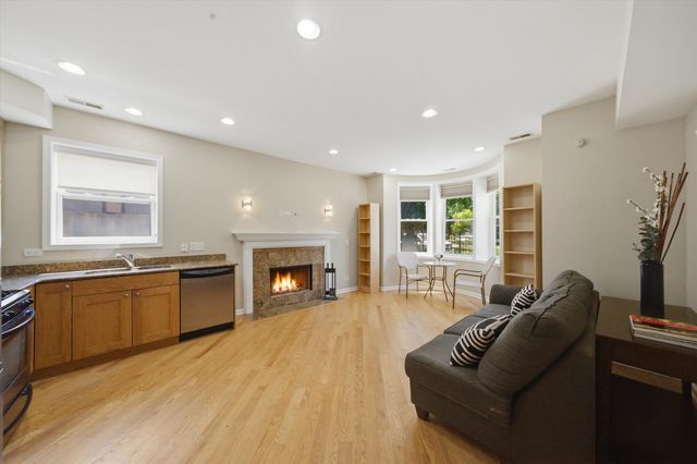 4921 S King Drive 1S, Chicago, IL 60615
