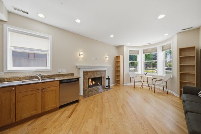 4921 S King Drive 1S, Chicago, IL 60615
