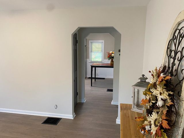 7027 Ellen Avenue, North College Hill, OH 45239