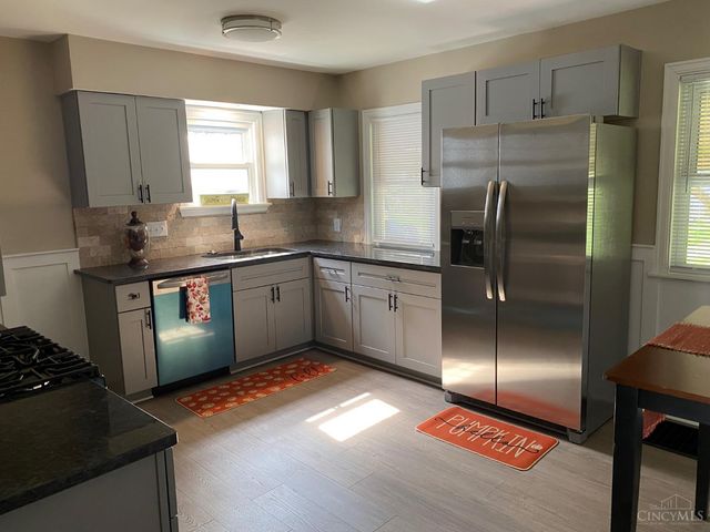 7027 Ellen Avenue, North College Hill, OH 45239