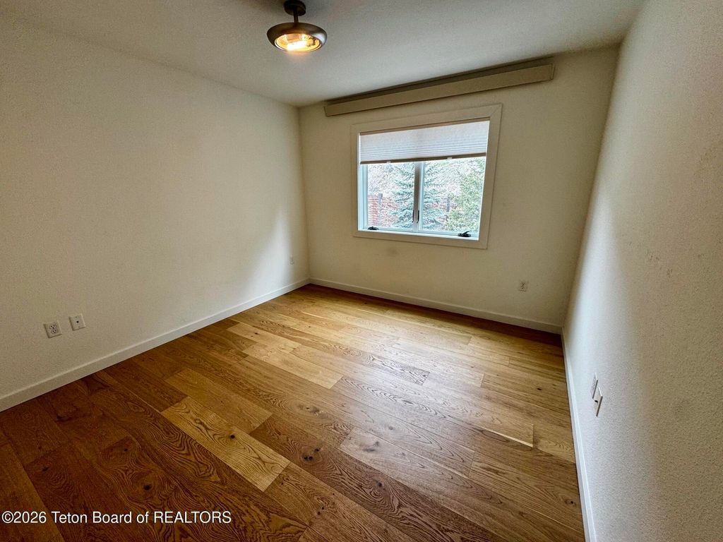 855 W BROADWAY Avenue, Jackson, WY 83001 photo 26