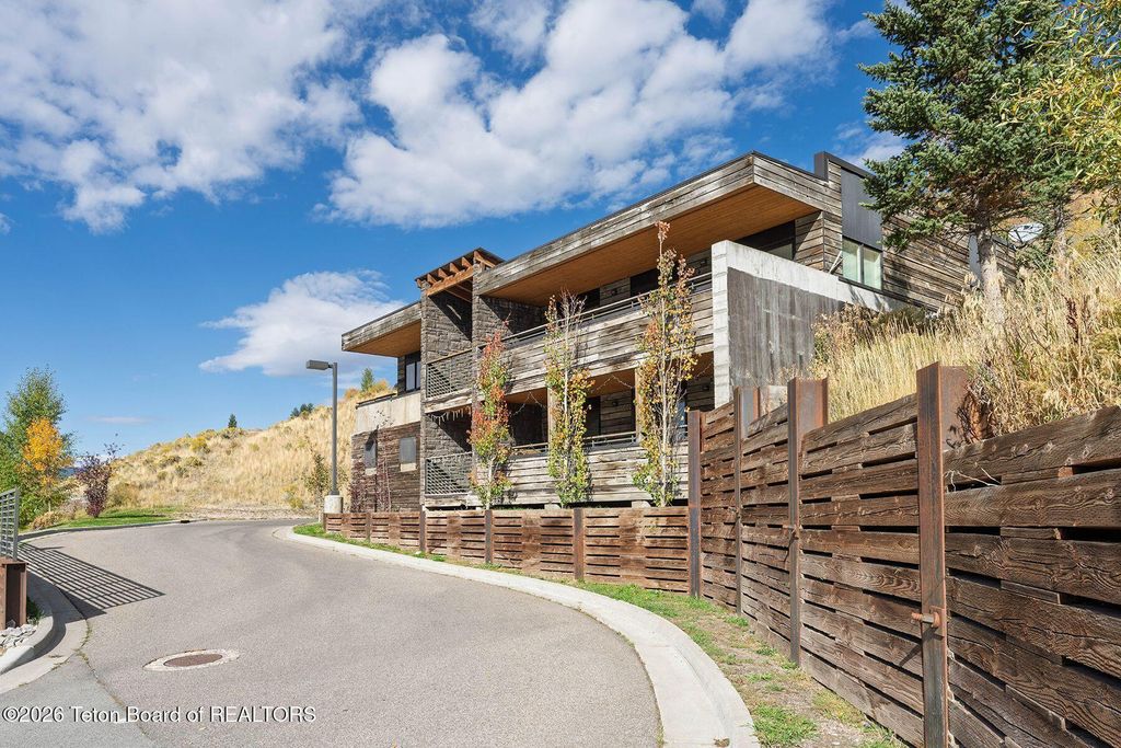 855 W BROADWAY Avenue, Jackson, WY 83001 photo 3