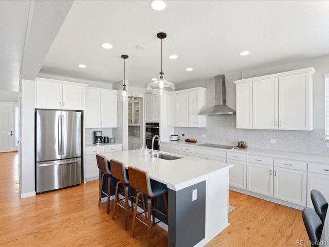 7064 S Vandriver Ct, Aurora, CO 80016