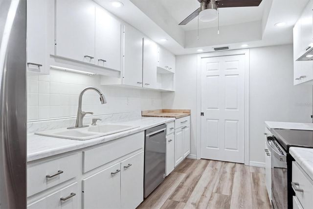 4793 OAK FOREST DRIVE W 46, Sarasota, FL 34231