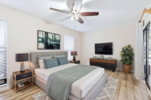 4793 OAK FOREST DRIVE W 46, Sarasota, FL 34231